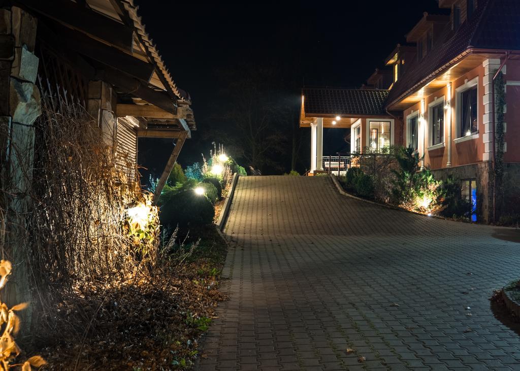 Dwor Ostoia Hotel Rymanów Buitenkant foto